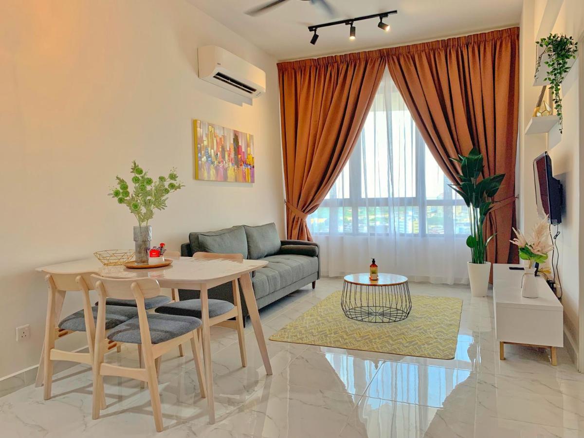 Netflix Two Bedroom Troika Kota Bharu Homestay 182 Exterior foto