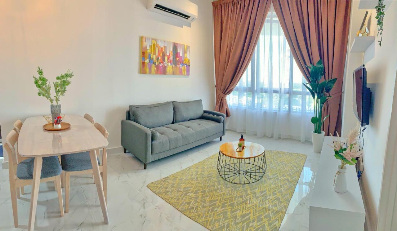 Netflix Two Bedroom Troika Kota Bharu Homestay 182 Exterior foto